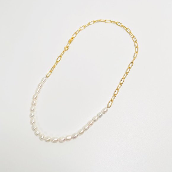 Fresh Water Natural Baroque Pearls 18K Real Gold Plated Paperclip Necklace - Picture 7 of 9
